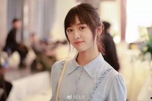 沈月吃瓜系统,揭秘娱乐圈幕后真相