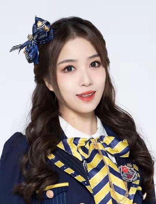 明星中毛女郎是谁,揭秘娱乐圈中的神秘魅力女神