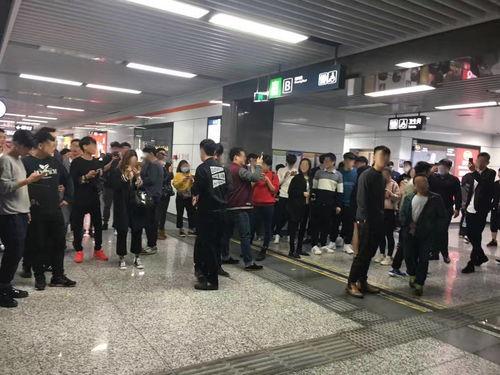 萧山网红百度云,揭秘网络红人的云端生活与影响力